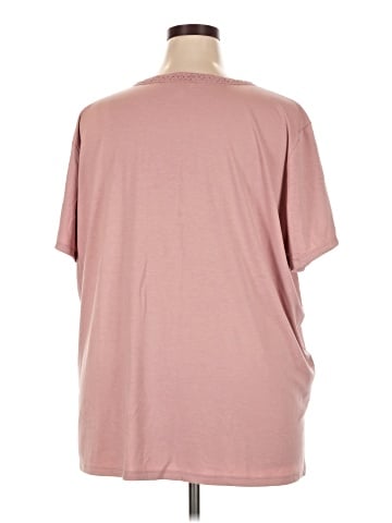 Maurices Short Sleeve T-Shirt (view 2)