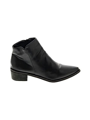 Unbranded Ankle Boots (view 1)