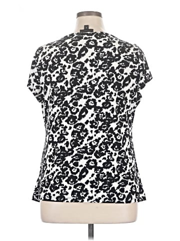 Worthington Short Sleeve Top (view 2)