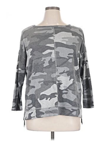 Cyrus 3/4 Sleeve T-Shirt (view 1)