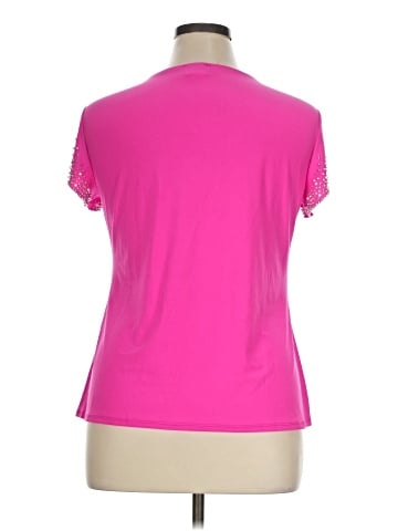 Monroe and Main Short Sleeve Top (view 2)