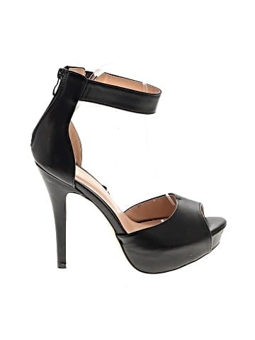 Dream Pairs Sandals (view 1)