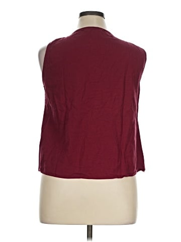Velvet Heart Sleeveless Blouse (view 2)