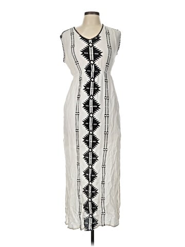 Xhilaration Casual Dress (view 1)