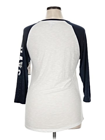 New Era 3/4 Sleeve T-Shirt (view 2)