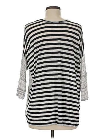 CAbi 3/4 Sleeve Top (view 2)