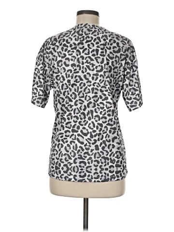 Unbranded 3/4 Sleeve T-Shirt (view 2)