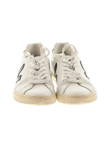 VEJA Sneakers (view 2)