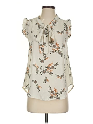 Jon & Anna Sleeveless Blouse (view 1)