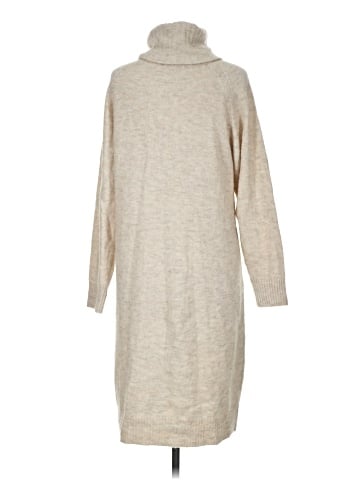 Vero Moda Casual Dress (view 2)