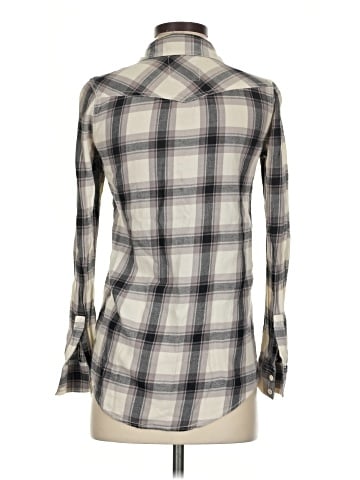 Mudd Long Sleeve Button-Down Shirt (view 2)