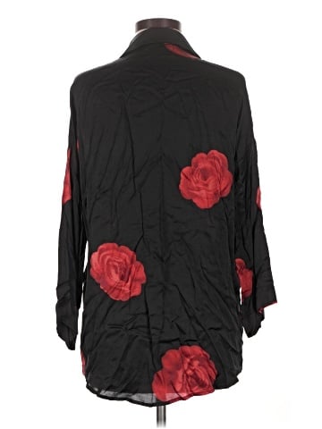 Capulet 3/4 Sleeve Button-Down Shirt (view 2)
