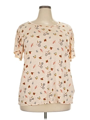 Lularoe Short Sleeve T-Shirt (view 1)