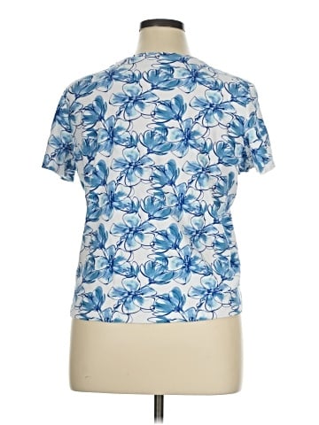 Laura Scott Short Sleeve T-Shirt (view 2)