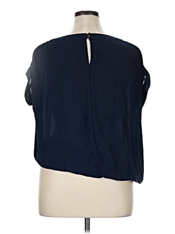 a.n.a. A New Approach Short Sleeve Top (view 2)