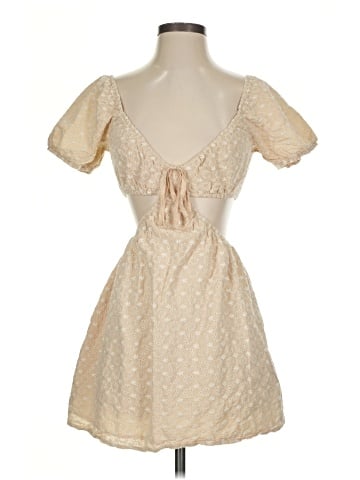 Le Lis Cocktail Dress (view 1)