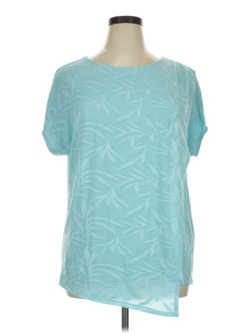Chico's Short Sleeve T-Shirt (view 1)