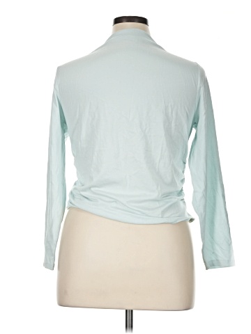 Old Navy 3/4 Sleeve T-Shirt (view 2)