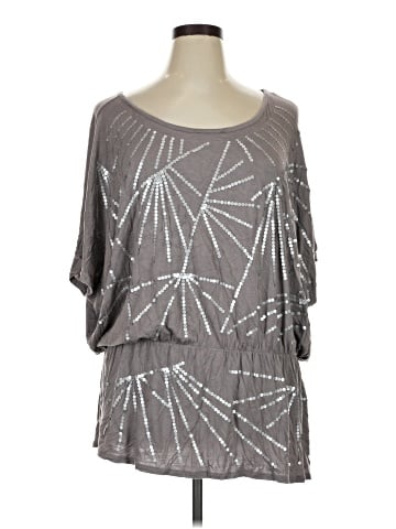 Design History Poncho (view 1)