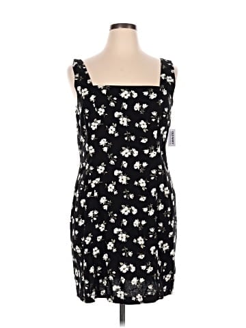 Old Navy Cocktail Dress (view 1)