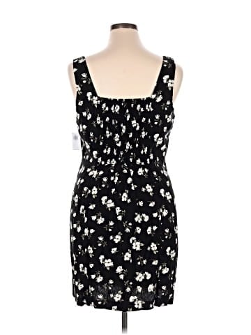 Old Navy Cocktail Dress (view 2)