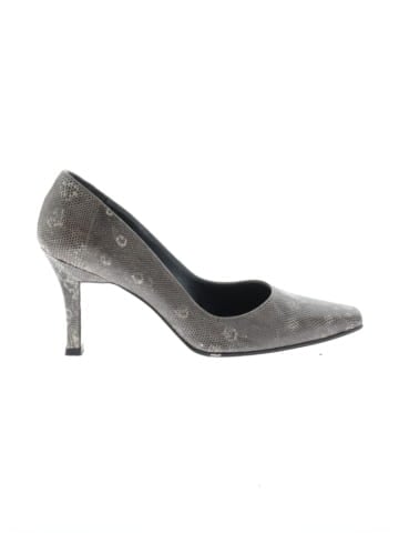 Stuart Weitzman Heels (view 1)