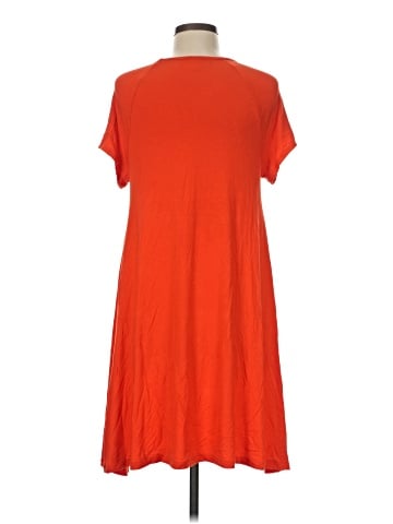 Old Navy Casual Dress (view 2)