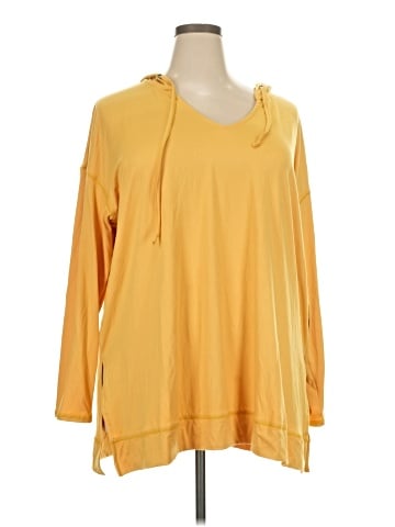 Lularoe Poncho (view 1)