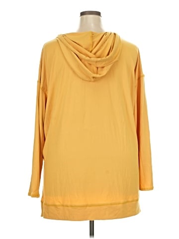 Lularoe Poncho (view 2)
