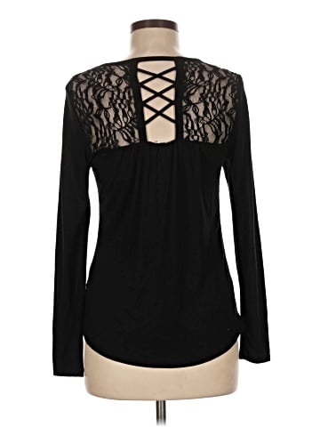 No Boundaries Long Sleeve Top (view 2)