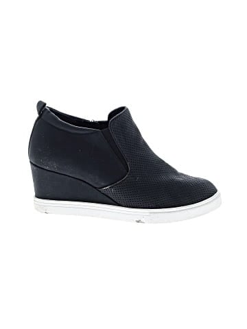 Susina Wedges (view 1)
