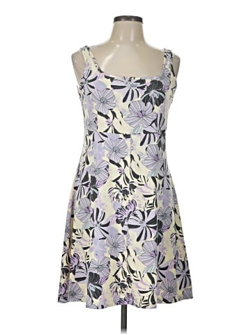 Columbia Casual Dress (view 1)