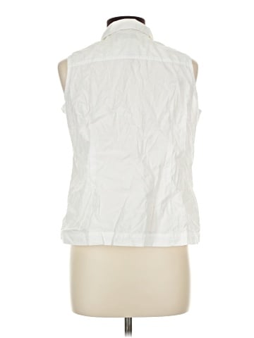 Brisas Sleeveless Button-Down Shirt (view 2)