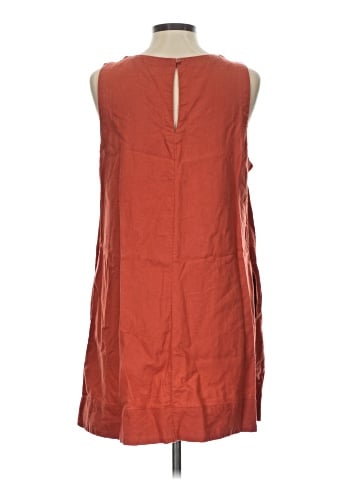Old Navy Casual Dress (view 2)