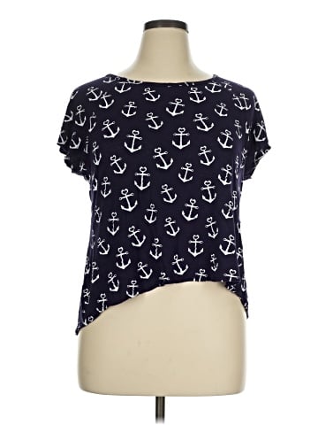 Cato Short Sleeve Top (view 1)