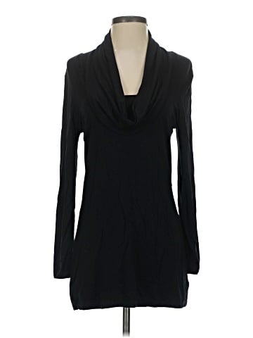 Lucy & Laurel Long Sleeve Top (view 1)