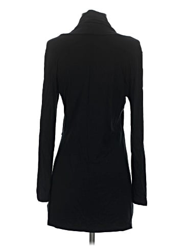 Lucy & Laurel Long Sleeve Top (view 2)