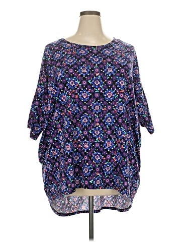 Lularoe 3/4 Sleeve T-Shirt (view 1)