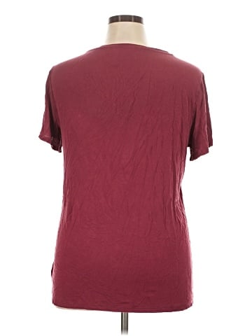 American Eagle Outfitters Short Sleeve T-Shirt (view 2)
