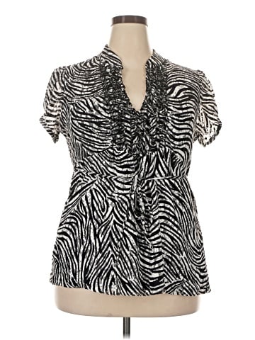 Free 2 luv Short Sleeve Blouse (view 1)
