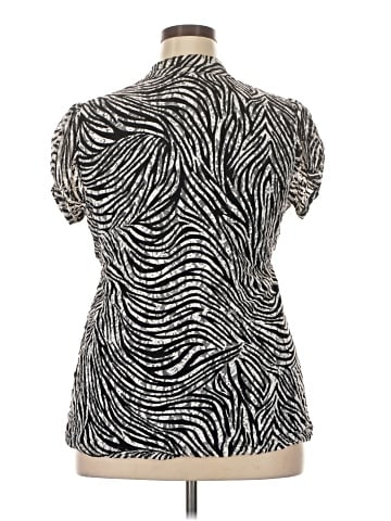 Free 2 luv Short Sleeve Blouse (view 2)