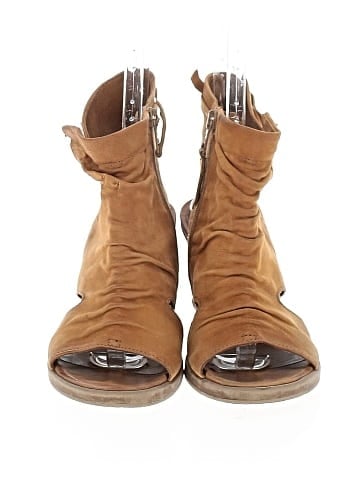 Miz Mooz Wedges (view 2)