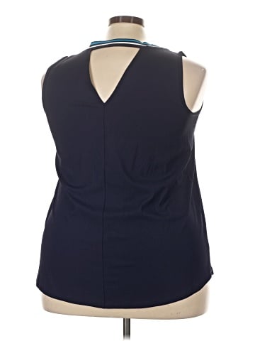 Liv Sleeveless T-Shirt (view 2)