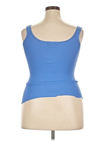 New Look Sleeveless T-Shirt (view 2)