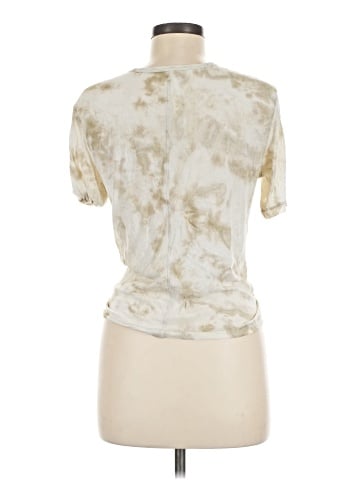 Lululemon Athletica Short Sleeve Top (view 2)