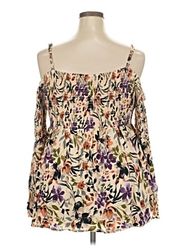 Torrid 3/4 Sleeve Blouse (view 2)