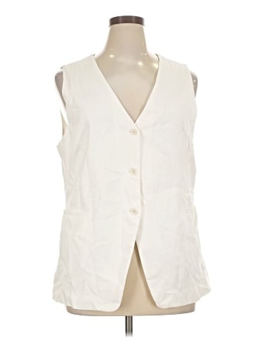 Gap Sleeveless Button-Down Shirt (view 1)