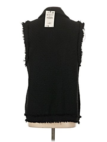 Zara Sleeveless Button-Down Shirt (view 2)