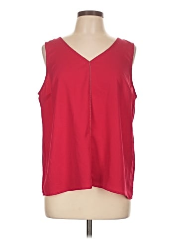 Jennifer Lopez Sleeveless Blouse (view 1)