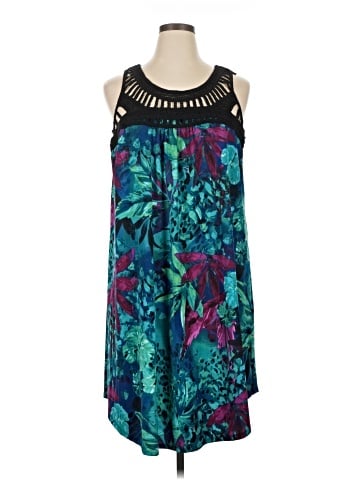 Kate & Mallory designs Casual Dress (view 1)